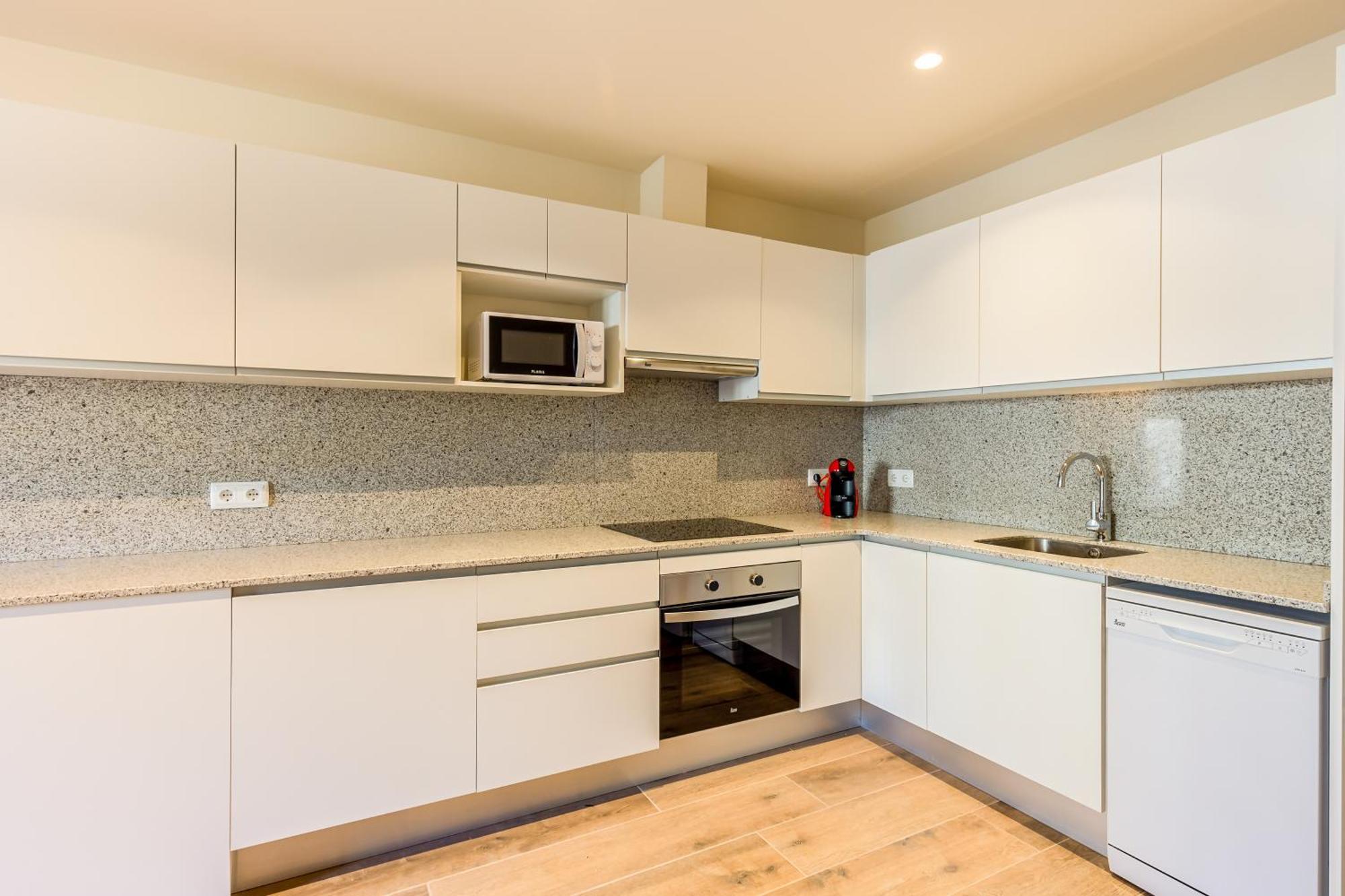 Can Cintet 21Nuevo Apartamento Moderno En Besalú Екстериор снимка