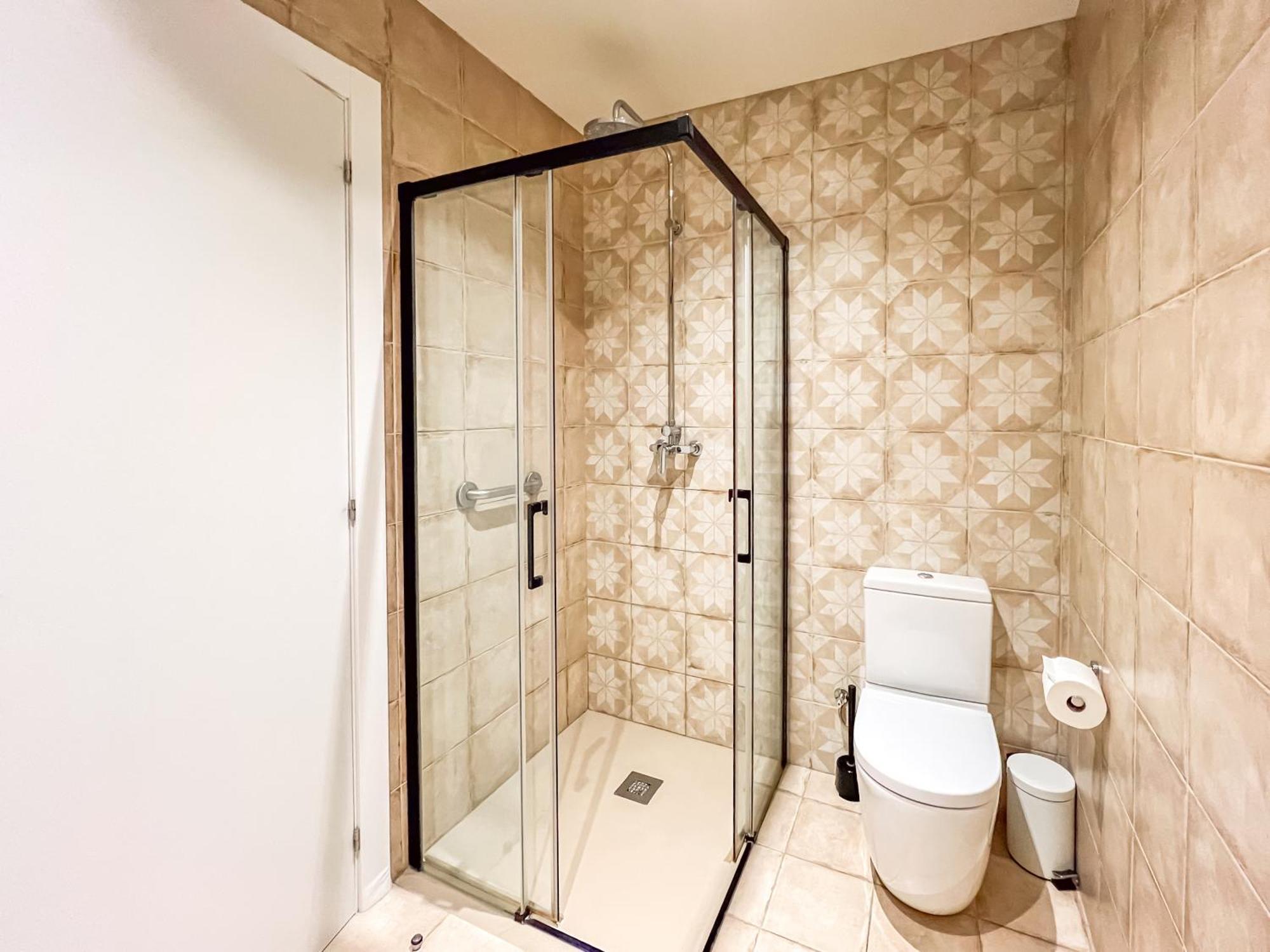 Can Cintet 21Nuevo Apartamento Moderno En Besalú Екстериор снимка