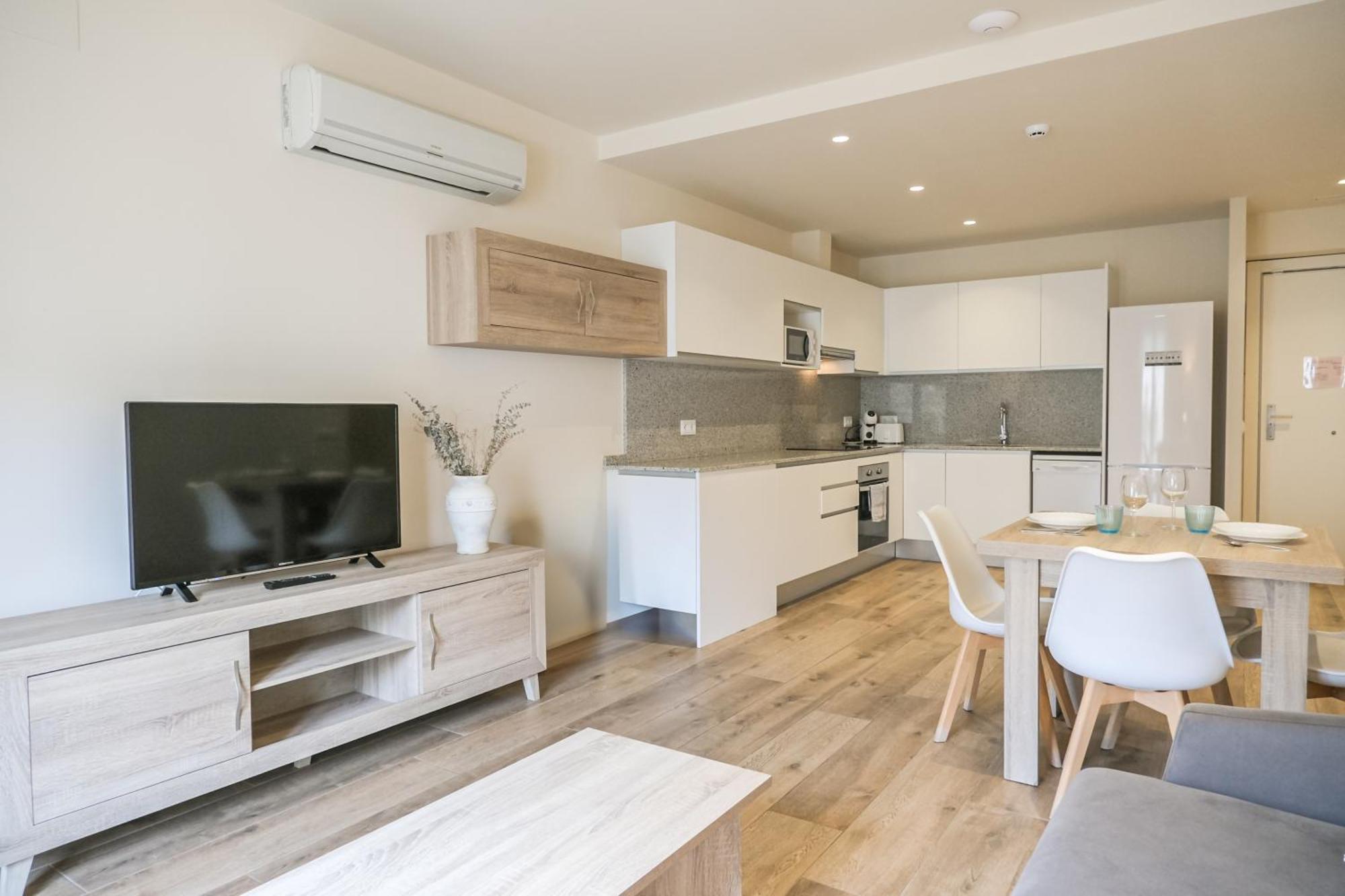 Can Cintet 21Nuevo Apartamento Moderno En Besalú Екстериор снимка